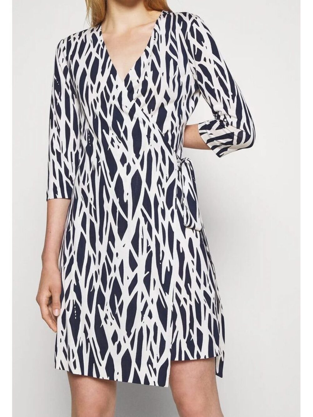 DVF Diane Von Furstenberg Julian Wrap Mini Dress Silk Navy Twigs Size L